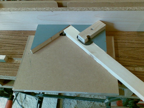 Bed: Half Lap Mitre rail jig