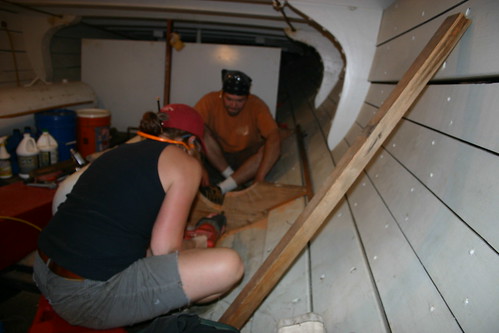 Olympia WA - Boat School students volunteer aboard SANDMAN