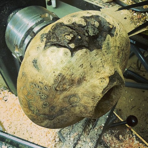 Roughing a new bowl- Claro Walnut Burl