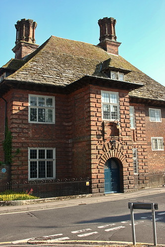 Blandford Forum, Old House