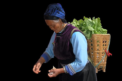 China - Yunnan - Dali - Market Woman - 70d