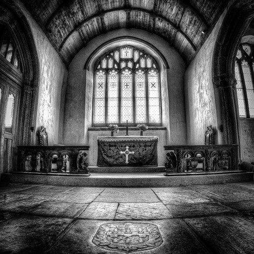 Alter and Chancel area of Lansallos Church