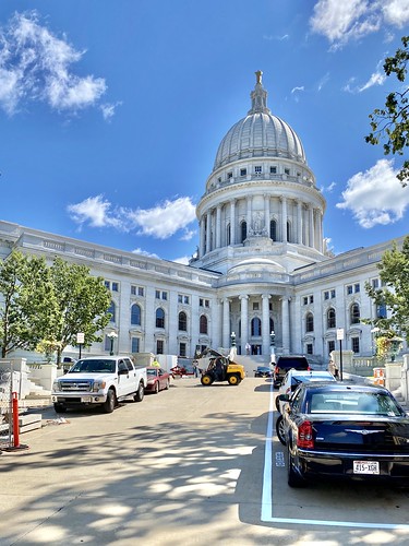 Wisconsin State Capitol, Capitol Square, Madison, WI